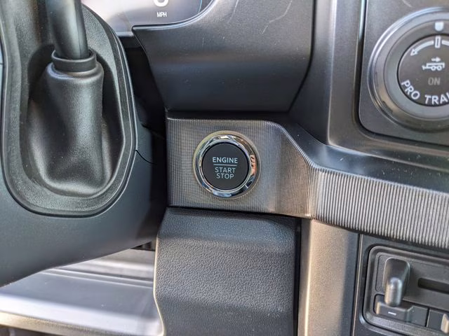 2026 Star White Metallic Tri-Coat Ford Super Duty F-350 SRW Platinum 4X4 Truck