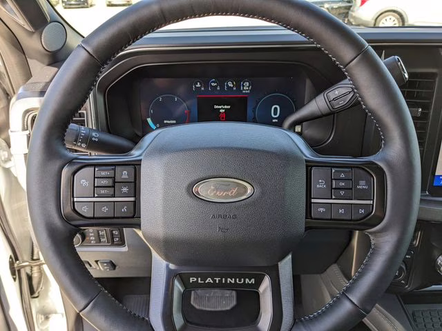 2026 Star White Metallic Tri-Coat Ford Super Duty F-350 SRW Platinum 4X4 Truck