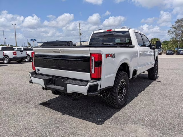 2026 Star White Metallic Tri-Coat Ford Super Duty F-350 SRW Platinum 4X4 Truck