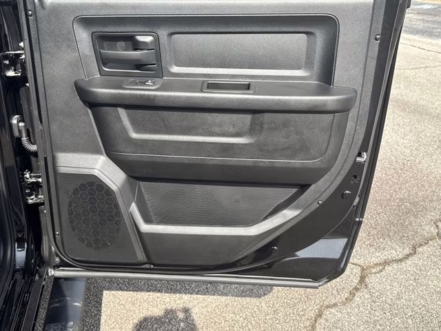 2026 Diamond Black Crystal Pearlcoat Ram 2500 Tradesman 4X4 Truck