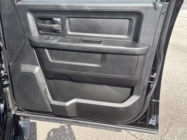 2026 Diamond Black Crystal Pearlcoat Ram 2500 Tradesman 4X4 Truck