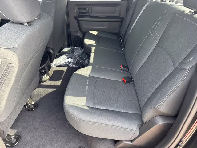 2026 Diamond Black Crystal Pearlcoat Ram 2500 Tradesman 4X4 Truck