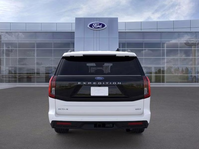 2026 Star White Metallic Tri-Coat Ford Expedition Max Active RWD SUV
