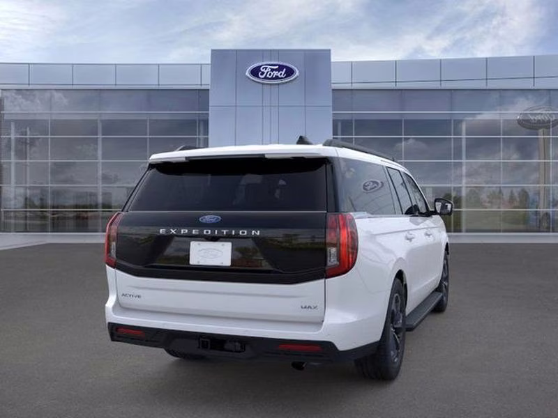 2026 Star White Metallic Tri-Coat Ford Expedition Max Active RWD SUV