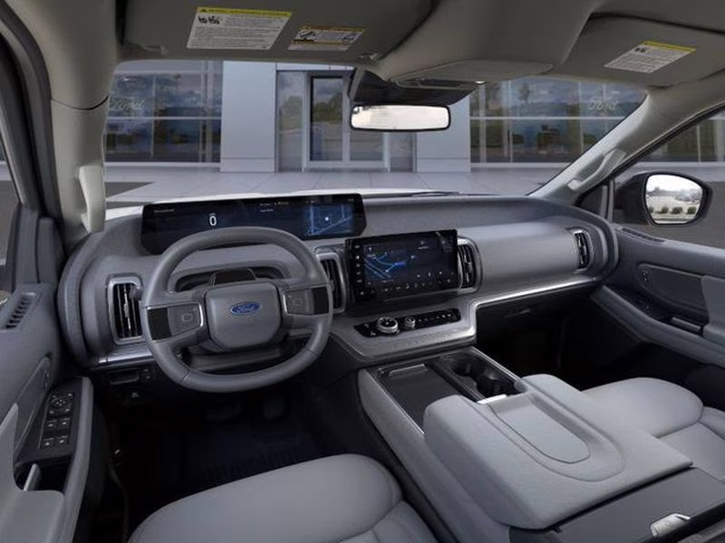 2026 Star White Metallic Tri-Coat Ford Expedition Max Active RWD SUV