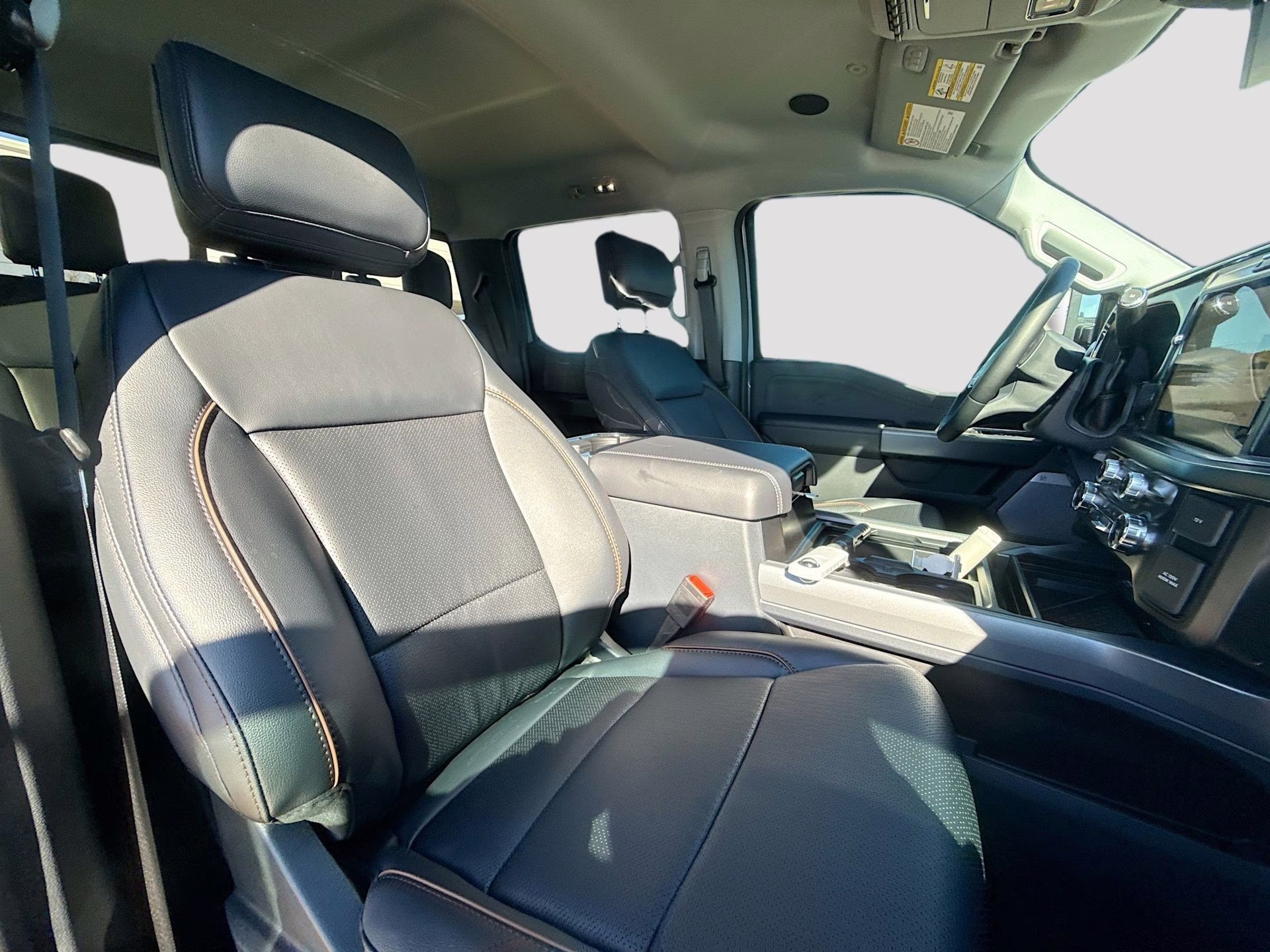 2026 Glacier Gray Metallic Tri-Coat Ford Super Duty F-250 SRW Lariat 4X4 Truck