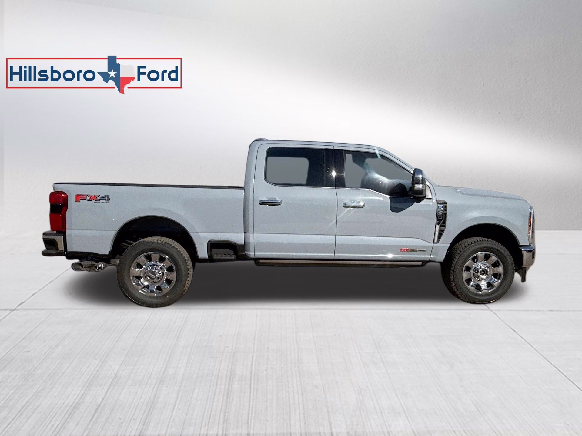 2026 Glacier Gray Metallic Tri-Coat Ford Super Duty F-250 SRW Lariat 4X4 Truck