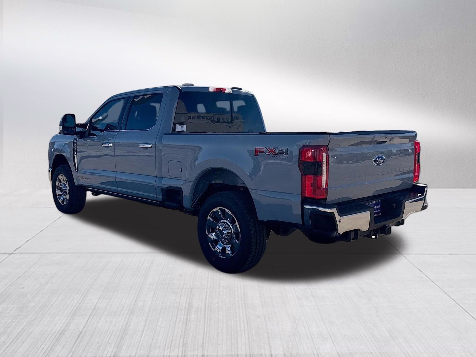 2026 Glacier Gray Metallic Tri-Coat Ford Super Duty F-250 SRW Lariat 4X4 Truck