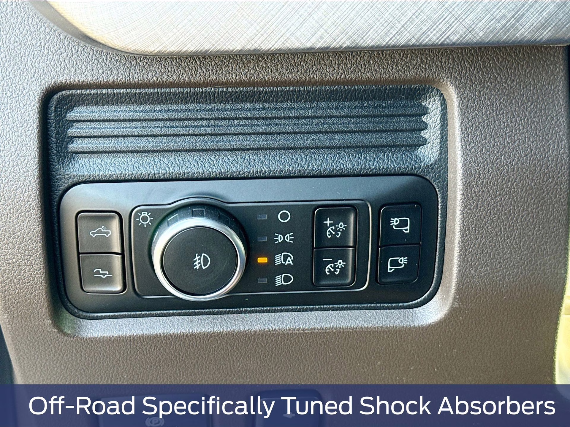 2026 Star White Metallic Tri-Coat Ford Super Duty F-350 SRW King Ranch 4X4 Truck