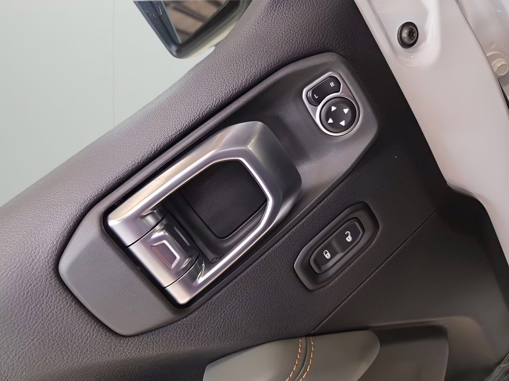 2026 bright white clearcoat Jeep Gladiator Mojave 4X4 Truck