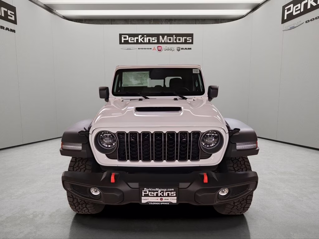 2026 bright white clearcoat Jeep Gladiator Mojave 4X4 Truck