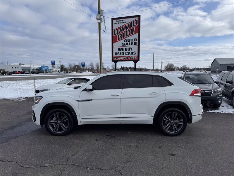 2021 Oryx White Pearl Volkswagen Atlas Cross Sport V6 SE R-Line FWD SUV