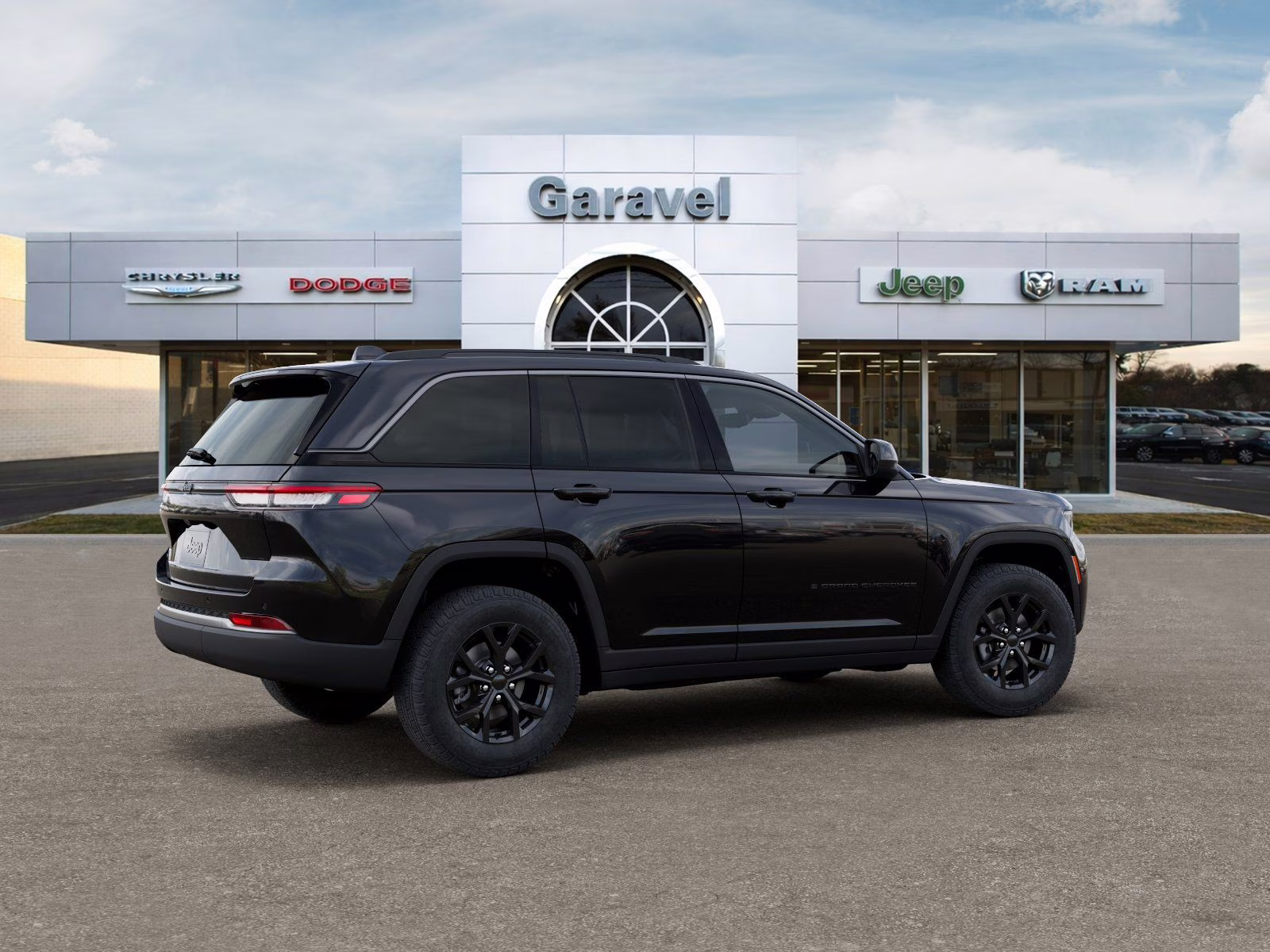 2026 Diamond Black Crystal Pearlcoat Jeep Grand Cherokee Laredo 4X4 SUV