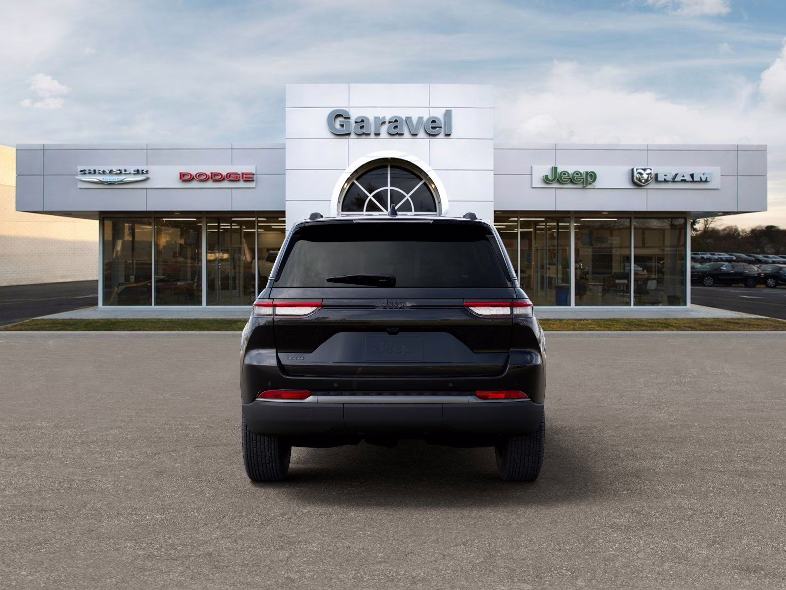 2026 Diamond Black Crystal Pearlcoat Jeep Grand Cherokee Laredo 4X4 SUV