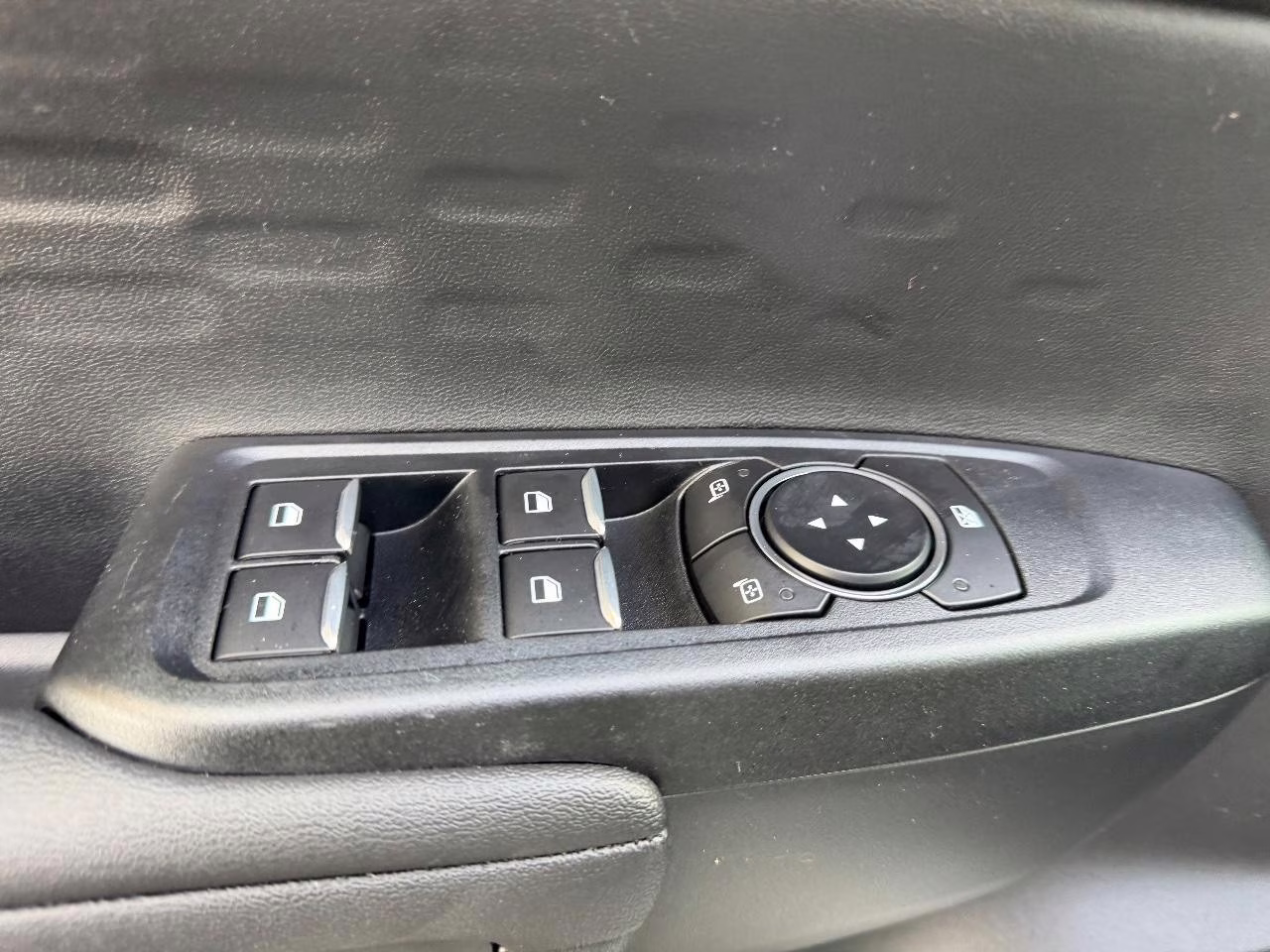 2025 Oxford White Ford Ranger XL 4X4 Truck