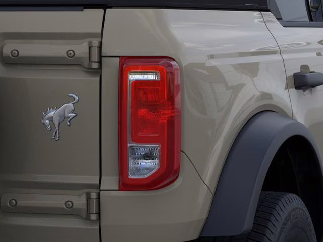 2025 Desert Sand Ford Bronco Base 4X4 SUV