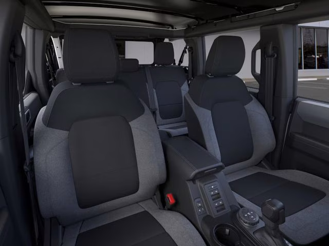 2025 Oxford White Ford Bronco Base 4X4 SUV