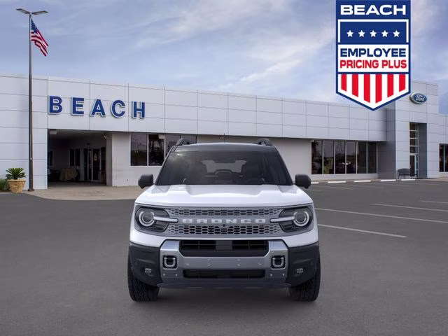 2026 Oxford White Ford Bronco Sport Badlands 4X4 SUV