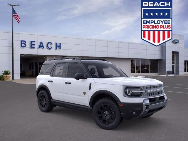 2026 Oxford White Ford Bronco Sport Badlands 4X4 SUV
