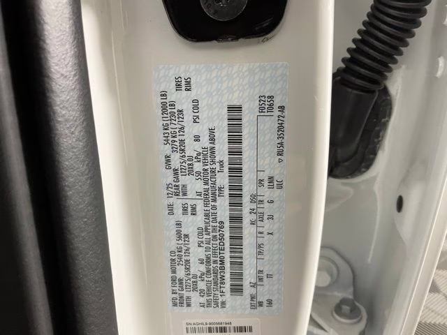 2026 White Metallic Ford Super Duty F-350 SRW Platinum 4X4 Truck