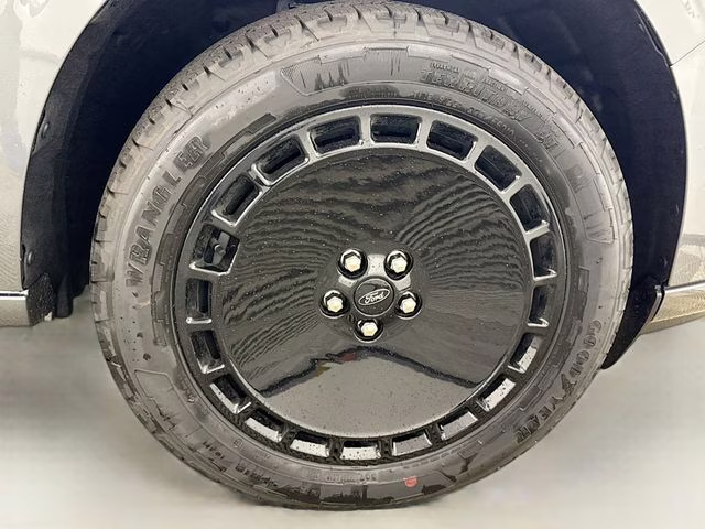 2026 Carbonized Gray Metallic Ford Maverick Lobo Standard AWD Truck
