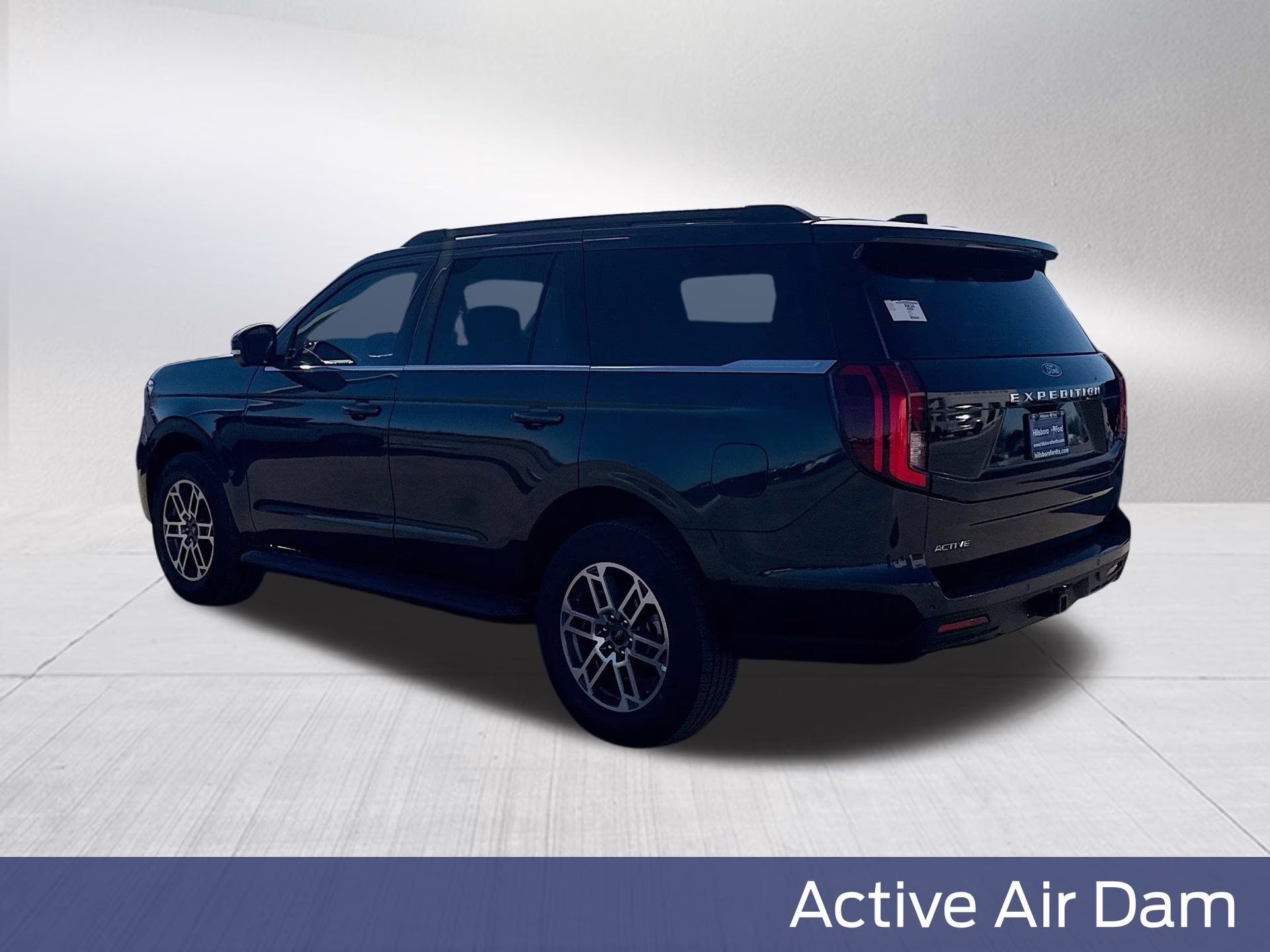 2026 Dark Matter Gray Metallic Ford Expedition Active RWD SUV