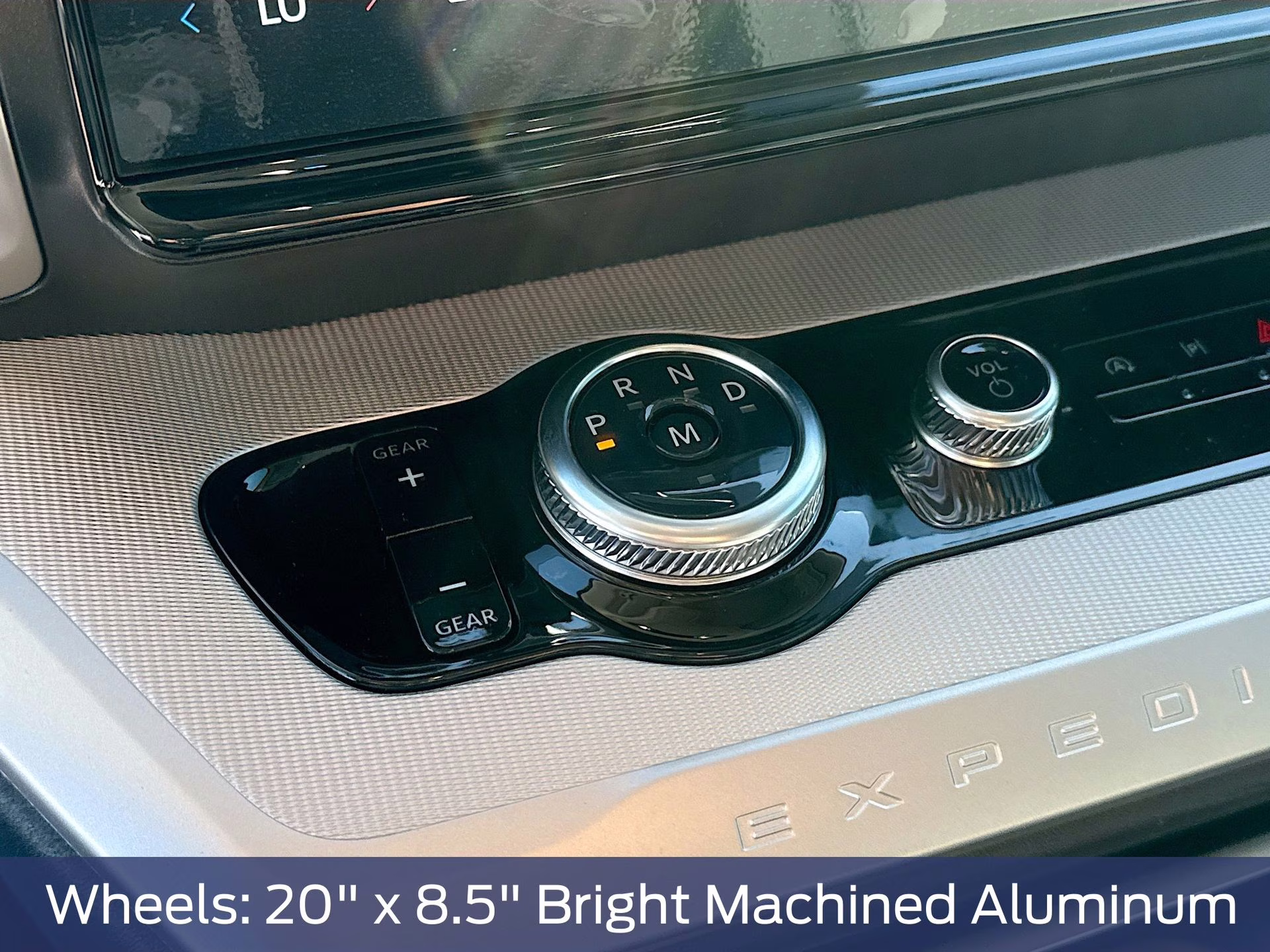 2026 Dark Matter Gray Metallic Ford Expedition Active RWD SUV