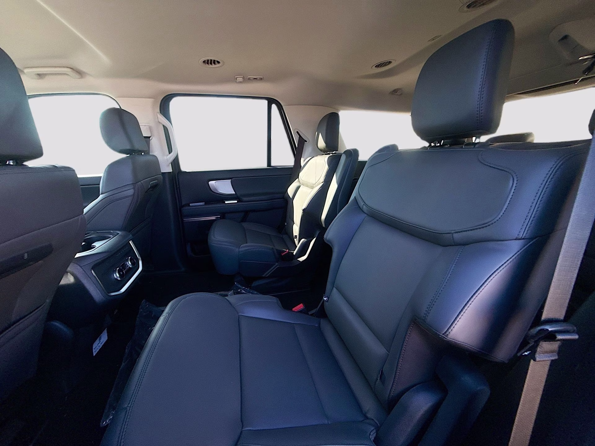 2026 Dark Matter Gray Metallic Ford Expedition Active RWD SUV