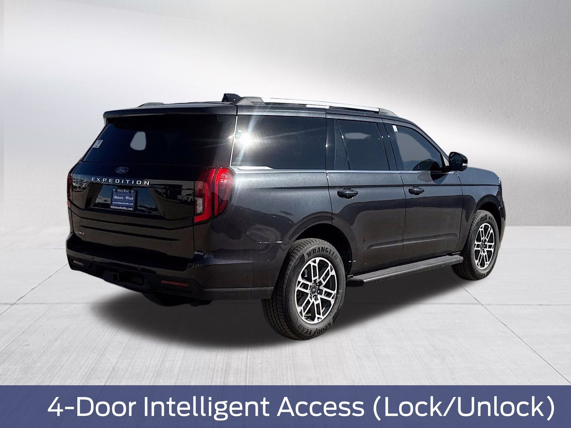 2026 Dark Matter Gray Metallic Ford Expedition Active RWD SUV