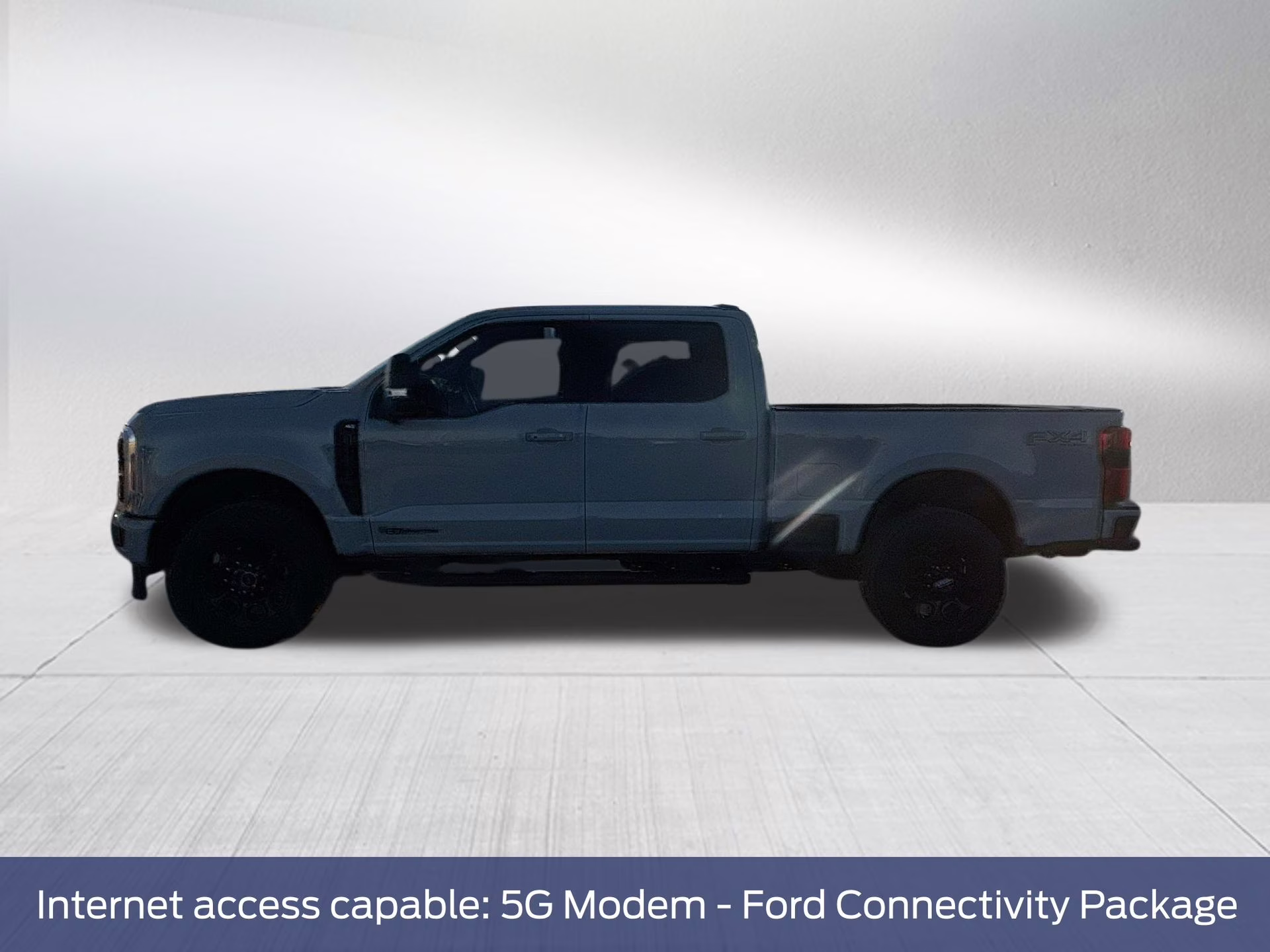 2026 Avalanche Ford Super Duty F-250 SRW XLT 4X4 Truck