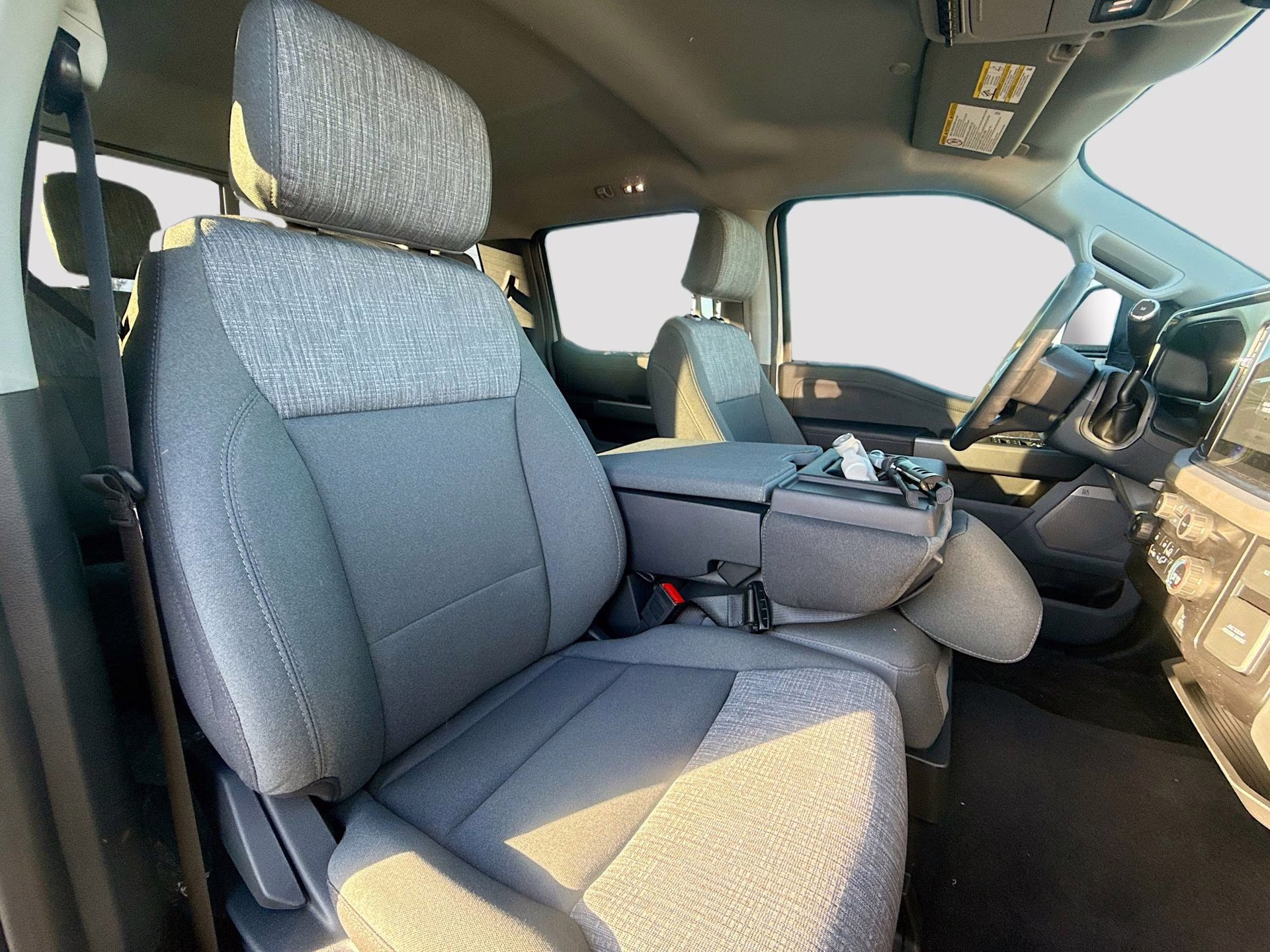 2026 Avalanche Ford Super Duty F-250 SRW XLT 4X4 Truck