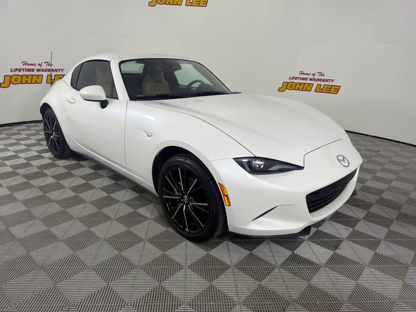 2024 Snowflake White Pearl Mica Mazda MX-5 Miata RF Grand Touring RWD Convertible