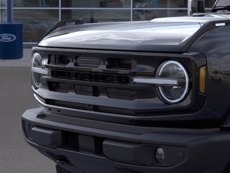 2025 Shadow Black Ford Bronco Outer Banks 4X4 SUV