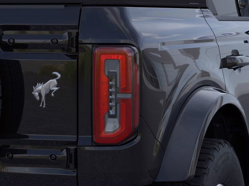 2025 Shadow Black Ford Bronco Outer Banks 4X4 SUV