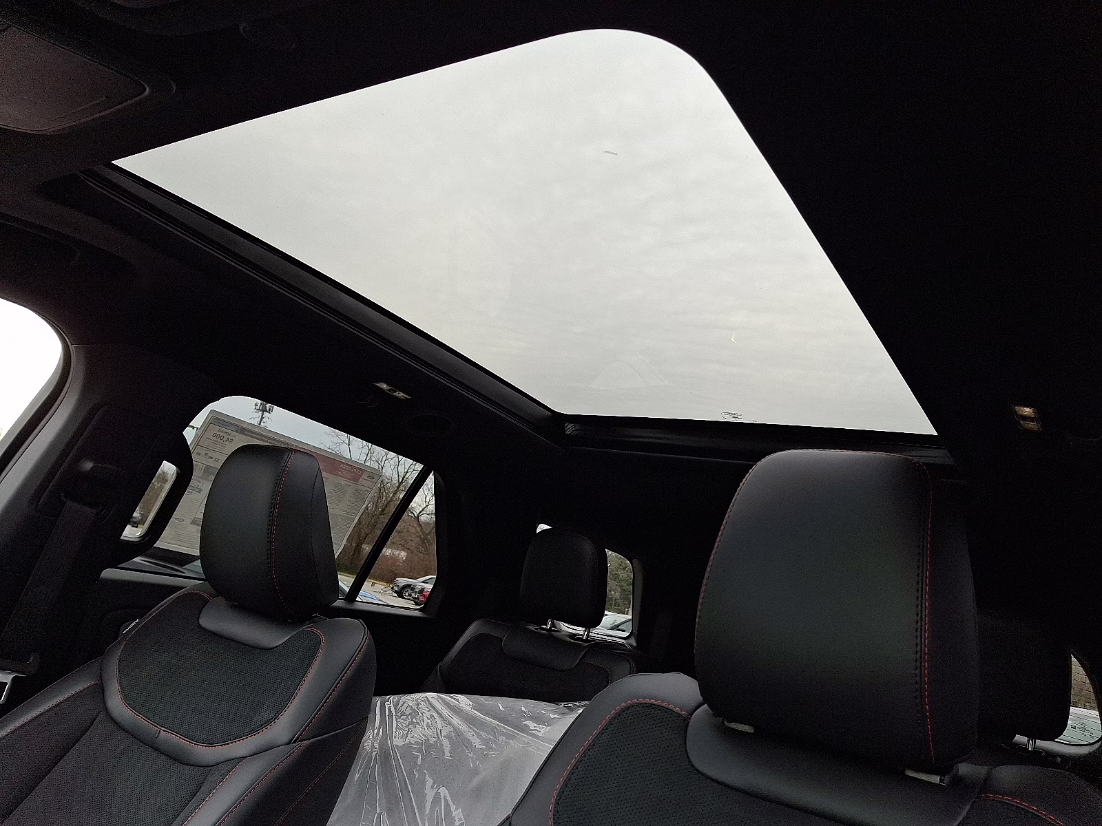 2026 Space White Metallic - A3 Ford Explorer ST 4X4