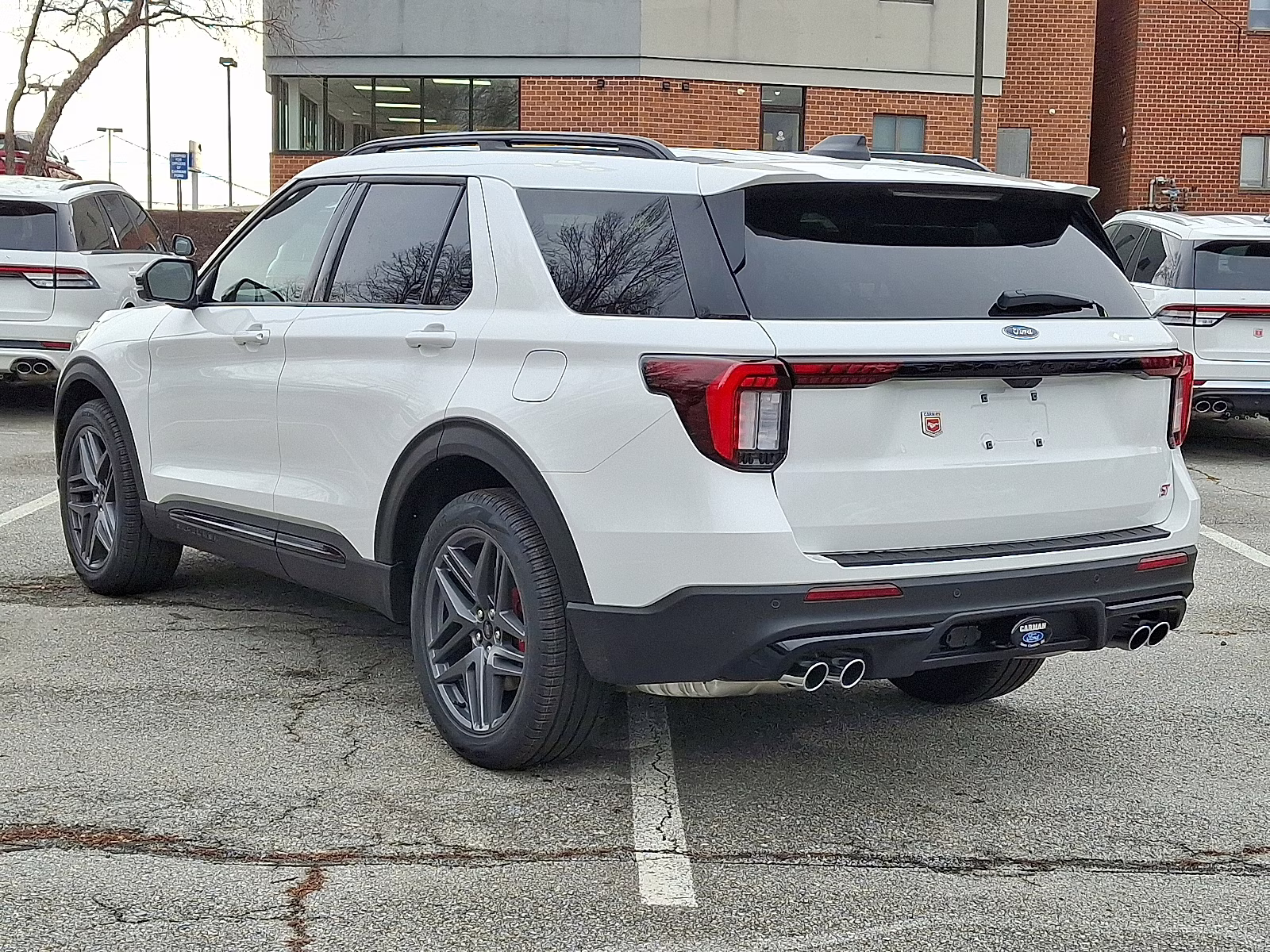 2026 Space White Metallic - A3 Ford Explorer ST 4X4