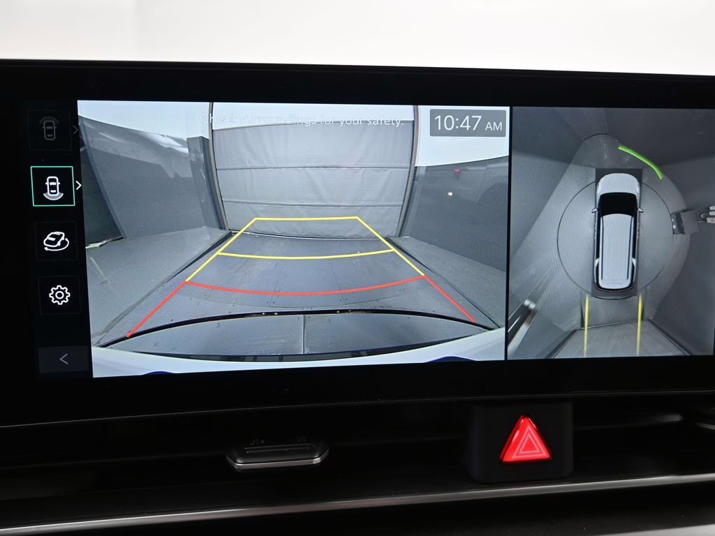 2025 Snow White Pearl Kia Carnival SX FWD Van