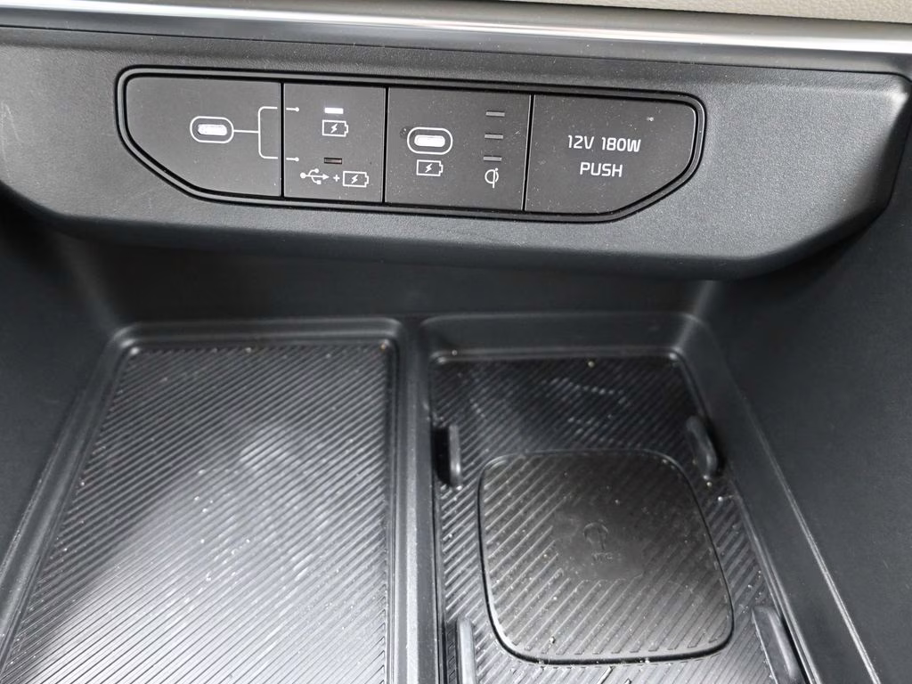 2025 Snow White Pearl Kia Carnival SX FWD Van