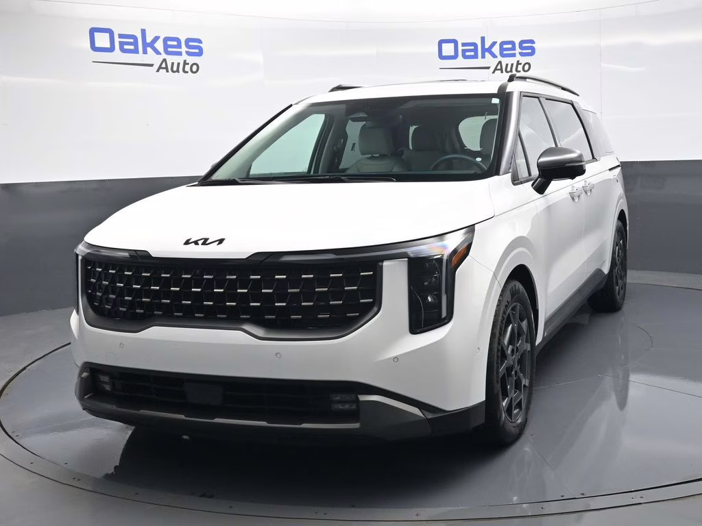 2025 Snow White Pearl Kia Carnival SX FWD Van