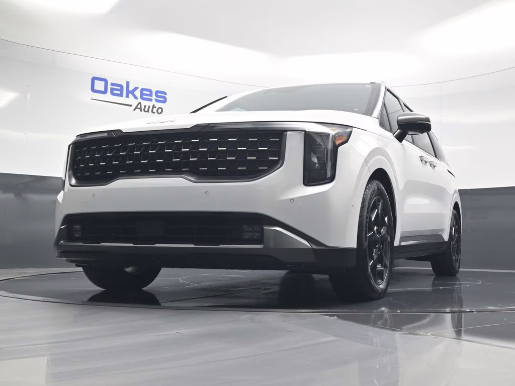 2025 Snow White Pearl Kia Carnival SX FWD Van