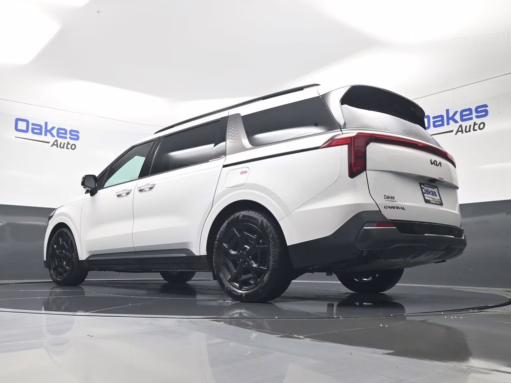 2025 Snow White Pearl Kia Carnival SX FWD Van