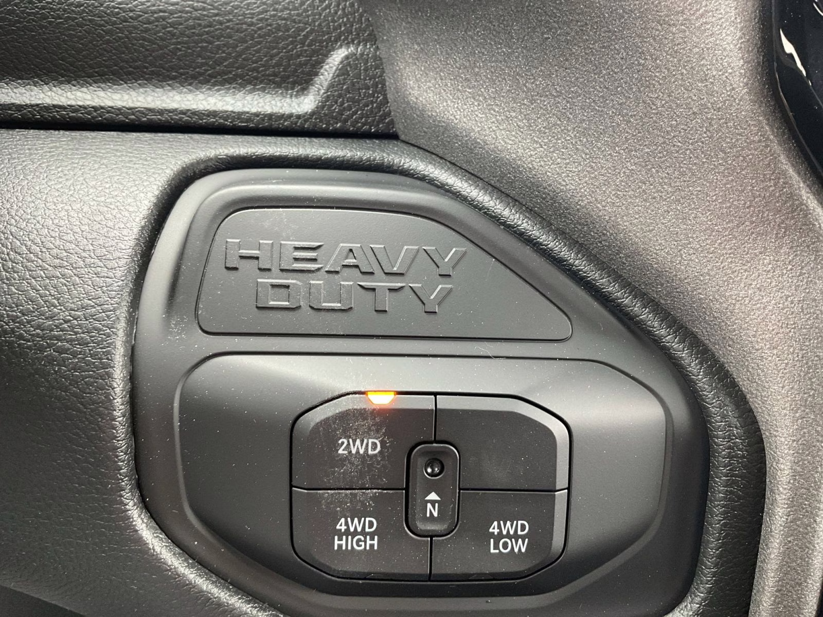 2026 Diamond Black Crystal Pearlcoat Ram 2500 Tradesman 4X4 Truck