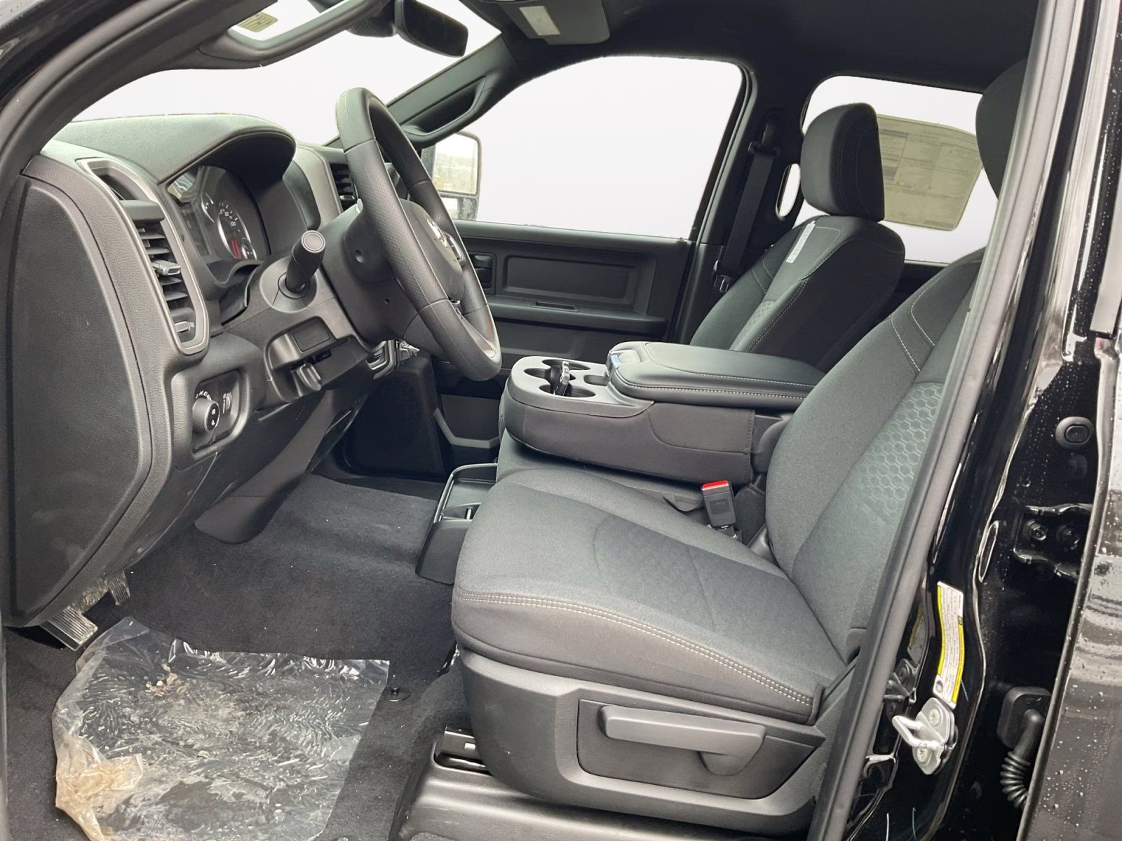 2026 Diamond Black Crystal Pearlcoat Ram 2500 Tradesman 4X4 Truck