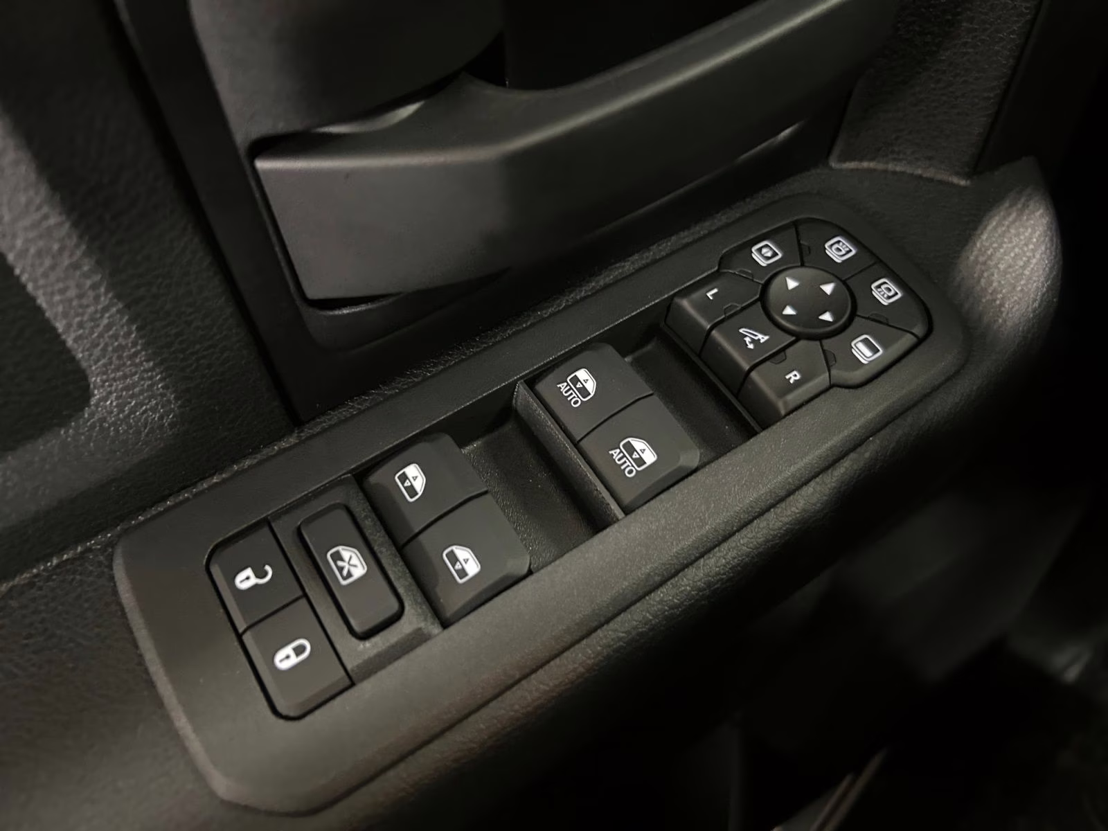 2026 Silver Zynith Ram 2500 Tradesman 4X4 Truck