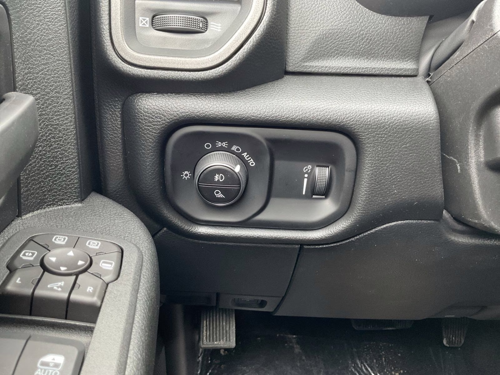 2026 Ceramic Gray Clearcoat Ram 2500 Tradesman 4X4 Truck