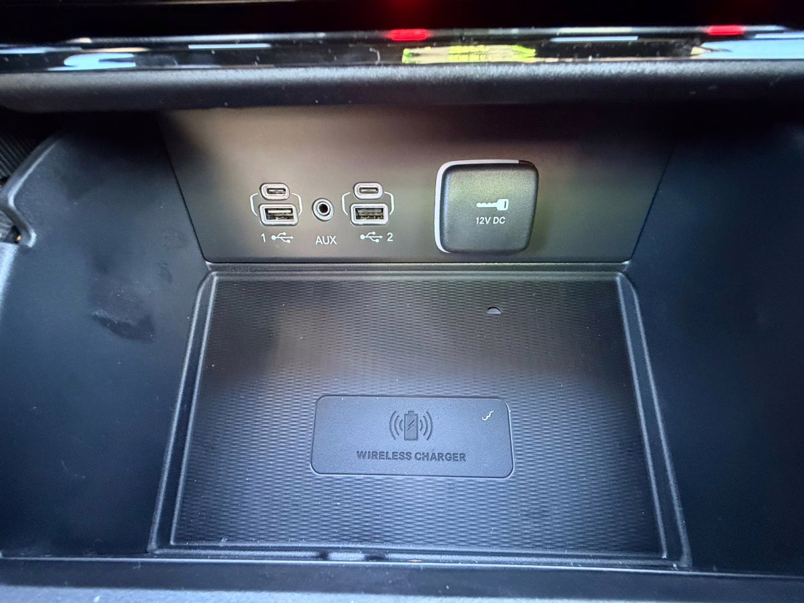 2025 Diamond Black Crystal Pearlcoat Jeep Grand Cherokee 4X4 SUV