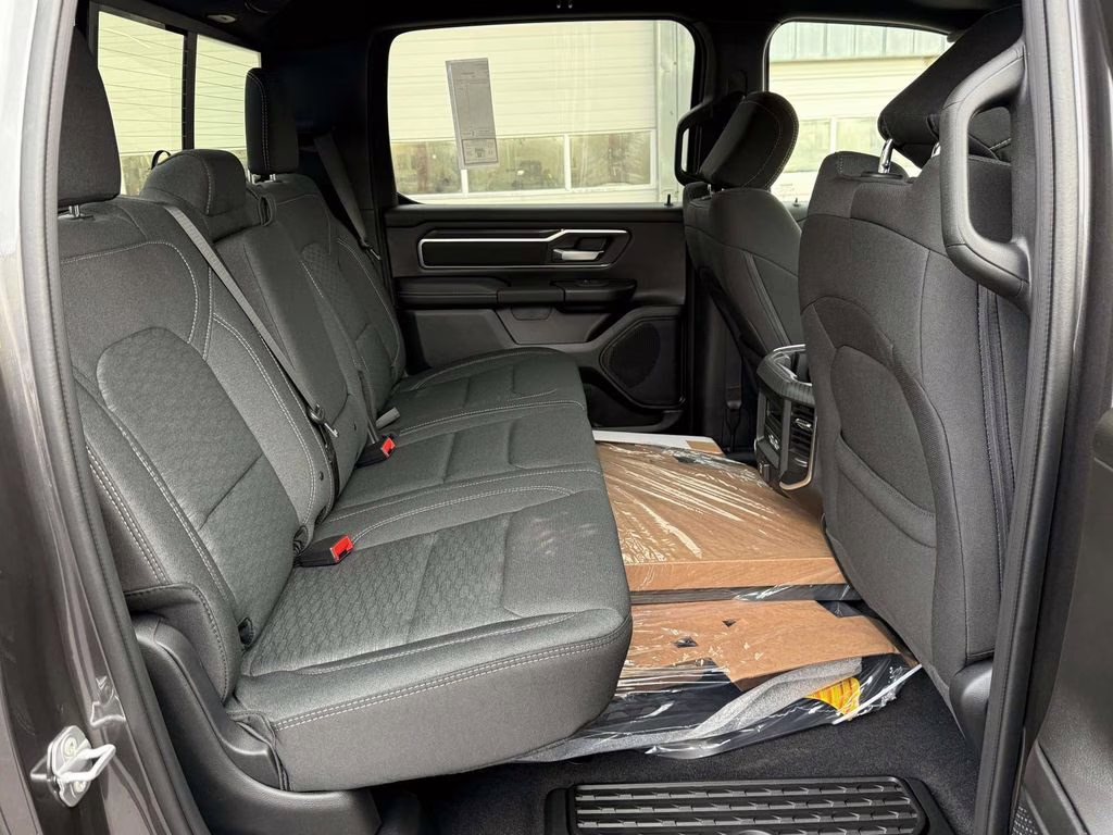 2026 Granite Crystal Metallic Clearcoat Ram 1500 Big Horn/Lone Star 4X4 Truck