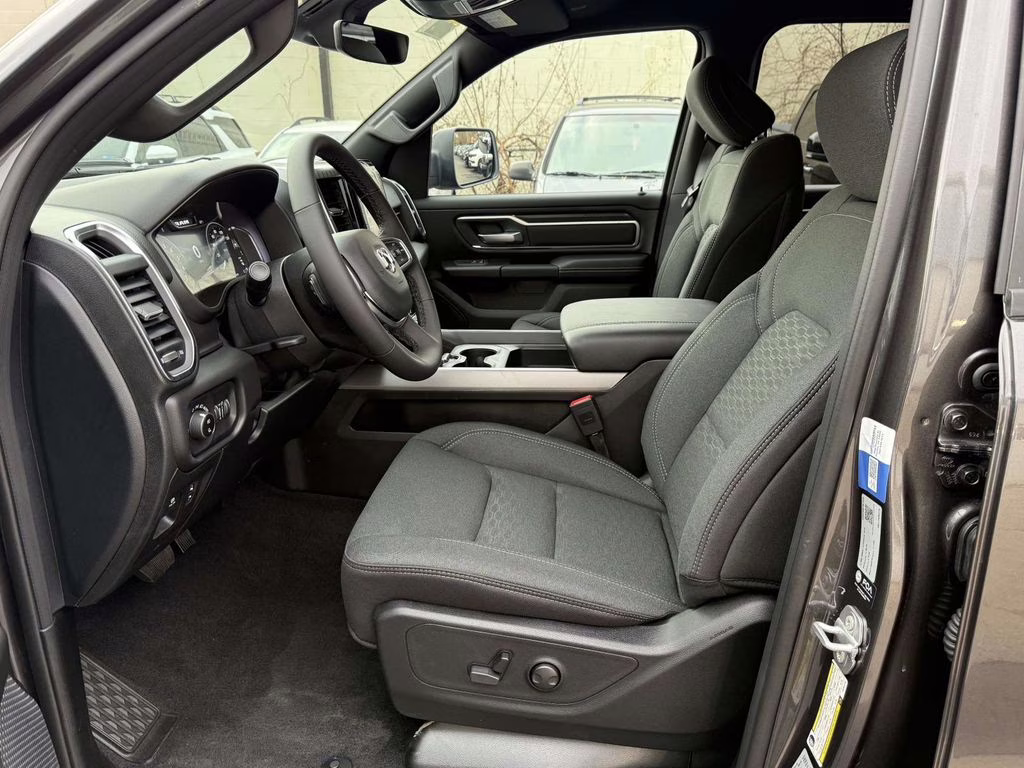 2026 Granite Crystal Metallic Clearcoat Ram 1500 Big Horn/Lone Star 4X4 Truck