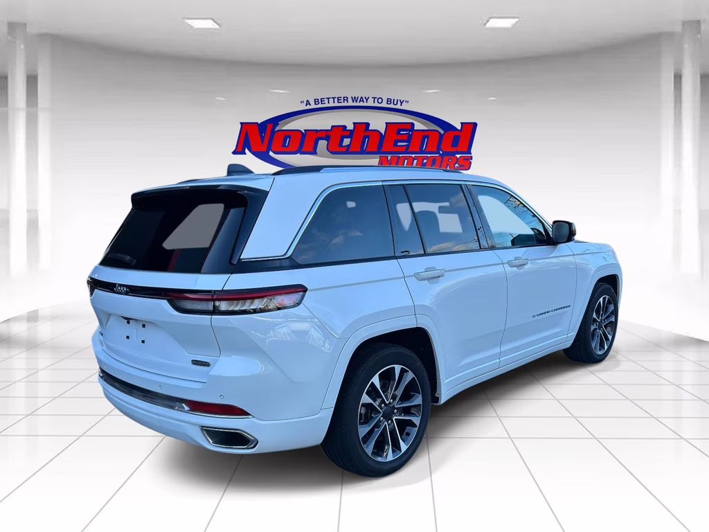2022 Bright White Clearcoat Jeep Grand Cherokee Overland 4xe 4X4 SUV