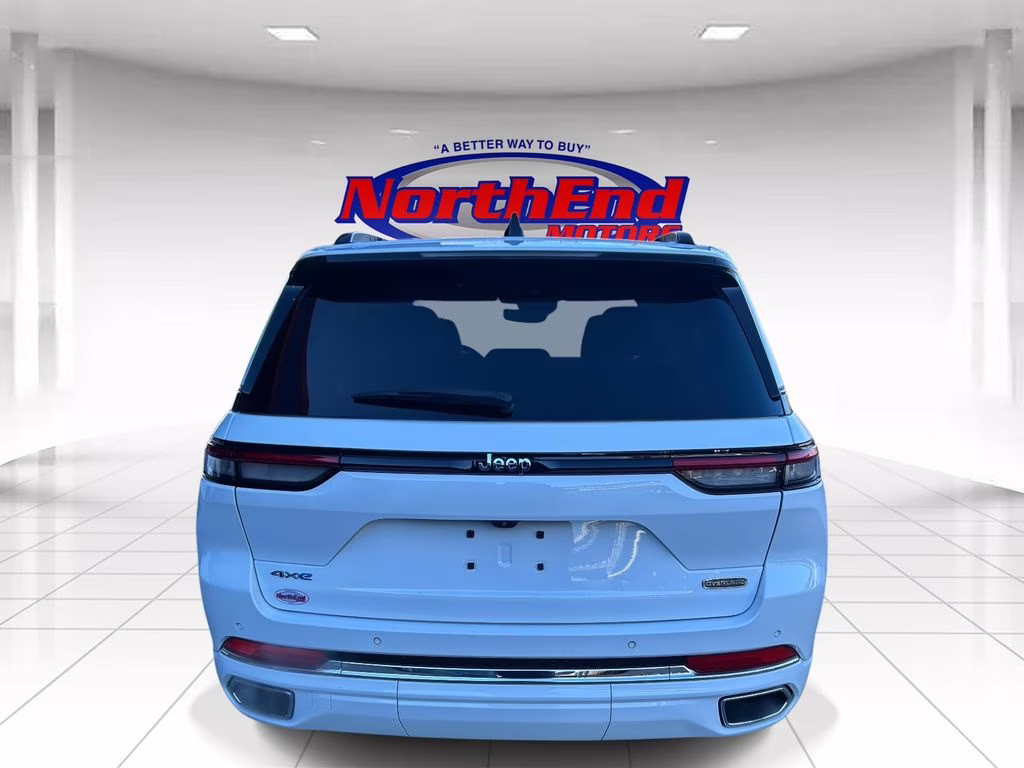 2022 Bright White Clearcoat Jeep Grand Cherokee Overland 4xe 4X4 SUV